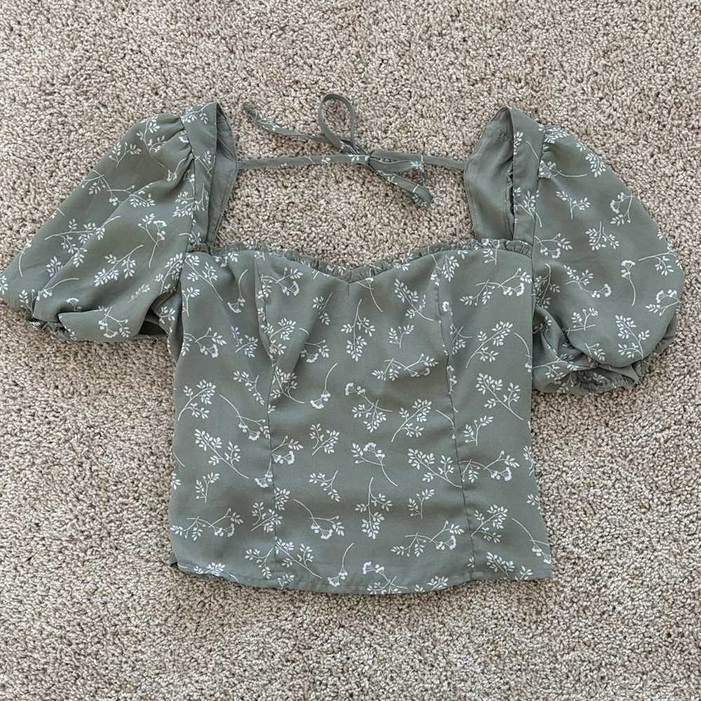 Abercrombie & Fitch Sage Green Floral Blouse